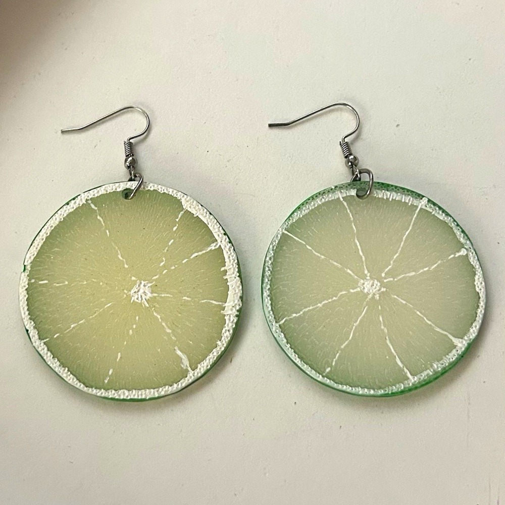 Round Green Lime Resin Dangle/Drop Fish Hook Lobe Earrings Silver Tone